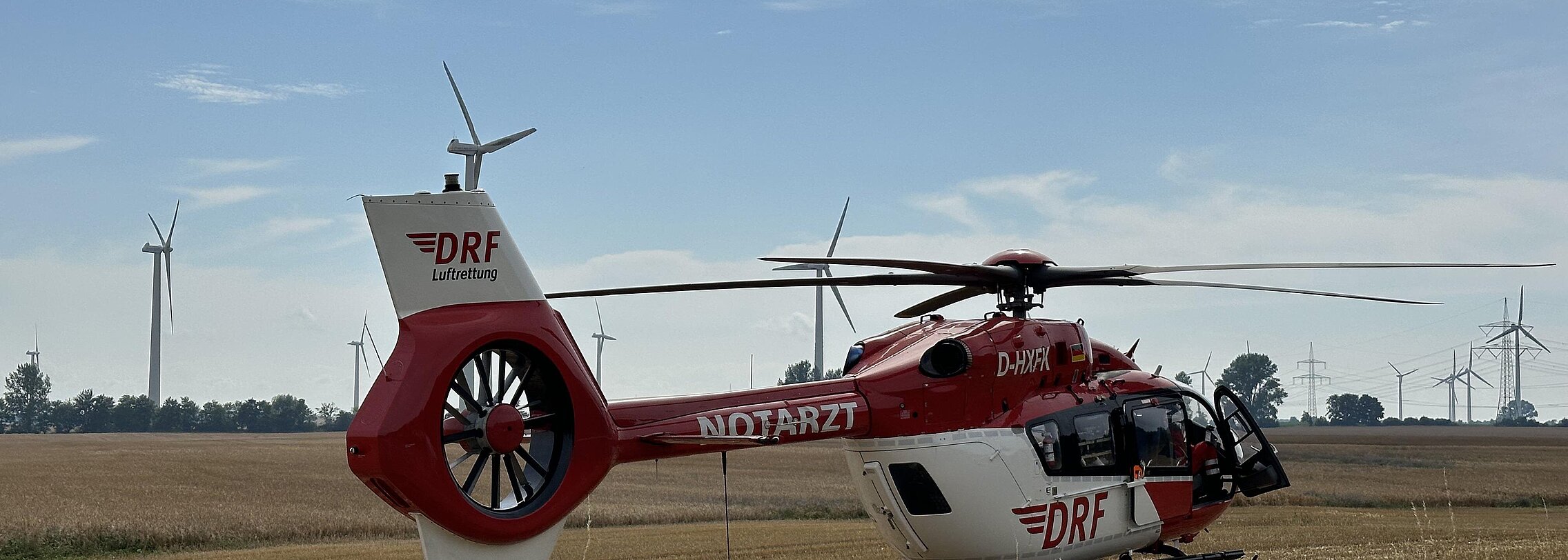 Helikopter-Landung im Gelände