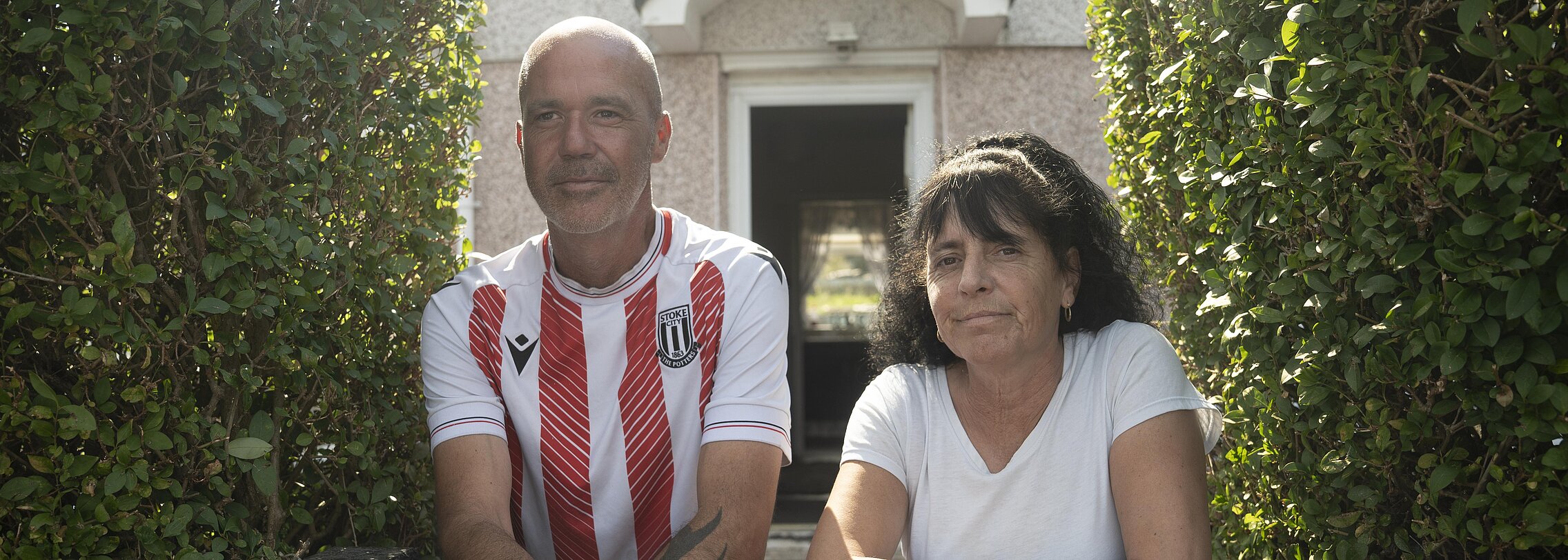 Sharon Bradbury und ihr Mann Pete. Sie wurde nach der Insolvenz übernommen. Er nicht.